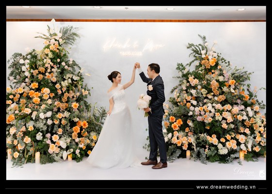 Trang trí tiệc cưới tại Lotte Legend Saigon - 4.jpg